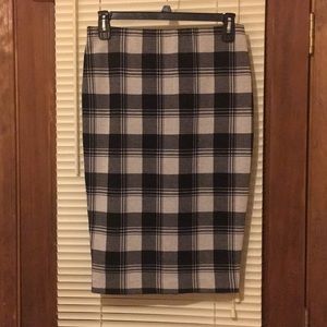 Black/Grey Plaid midi skirt